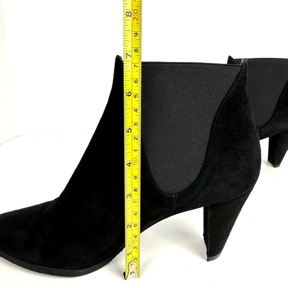 Stuart Weitzman Black Suede Leather Scoop Chelsea Ankle Boots Size 6.5 - Picture 15 of 16